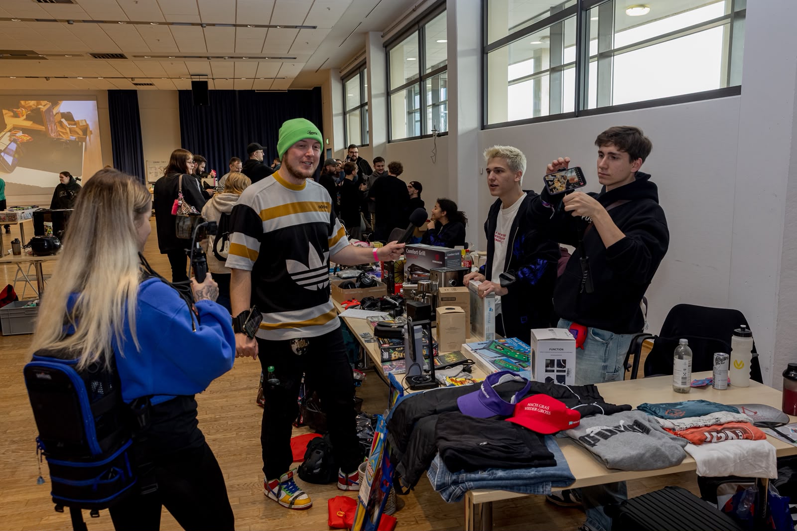 Interviews und Livestreams in der Halle